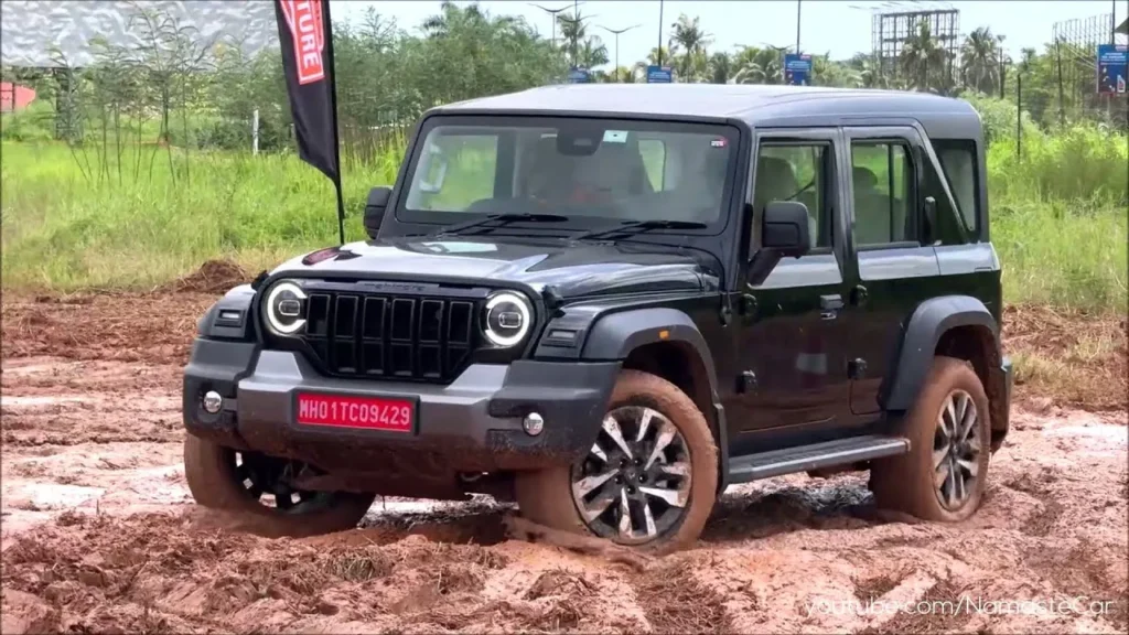 Mahindra Thar Roxx Top 10 Features: Thar Roxx में मिलेंगे ये 10 नया धमाकेदार Features